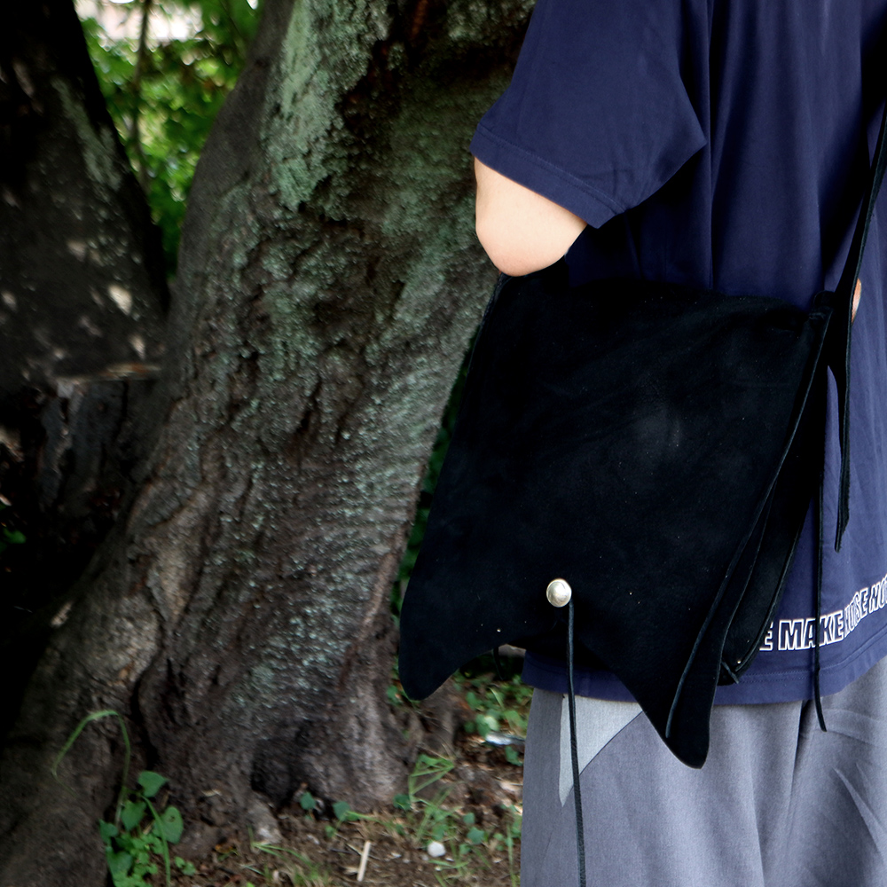 値下げ TADY&KING ディアスキンショルダーバッグ navy 値下げ TADY&KING ディアスキンショルダーバッグ navy バッグ