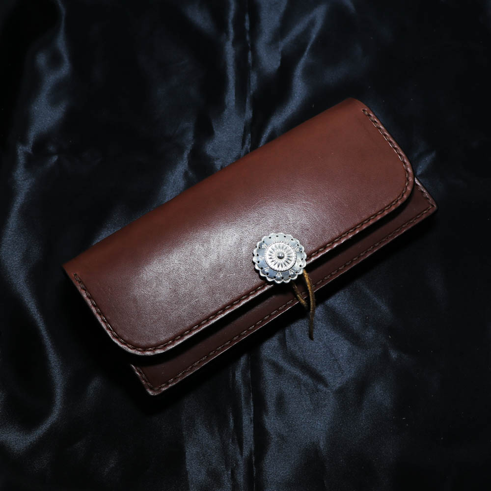 【美品】TADY&KING　ロングウォレット　フラワーコンチョ　シルバー　レザー 美品】TADY&KING ロングウォレット フラワーコンチョ シルバー